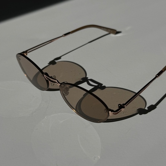 Max Mara Oval Sunglasses - Picture 4 of 5